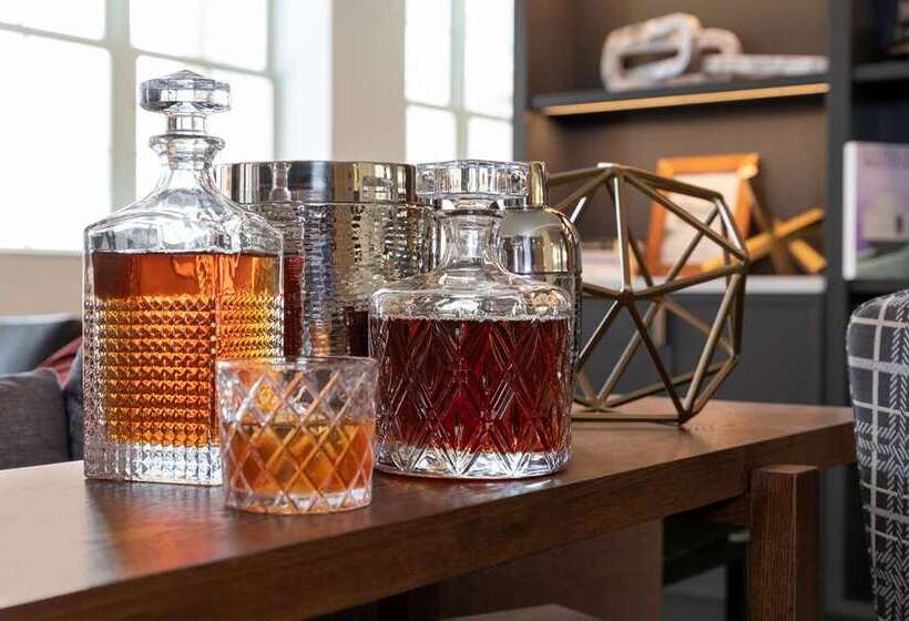 ホテル The Slate Denver, Tapestry Collection By Hilton