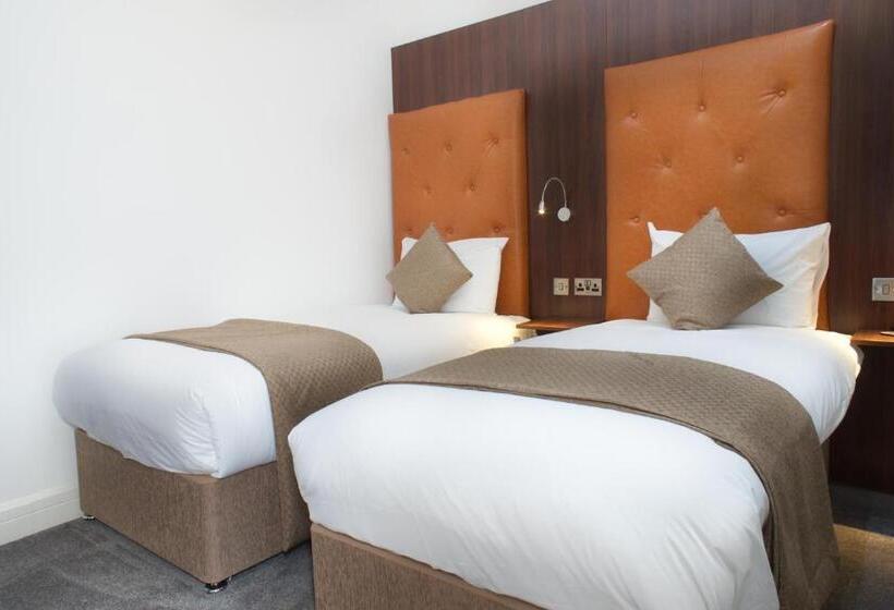 فندق Trivelles Rochester