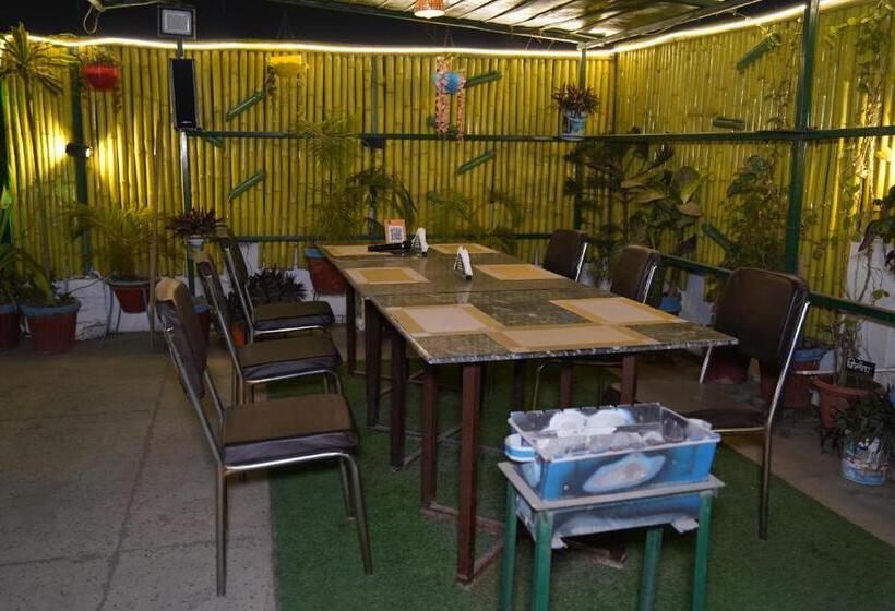 فندق Virasat Retreat