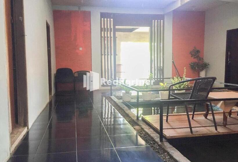 هتل Wisma Andini Palopo Redpartner