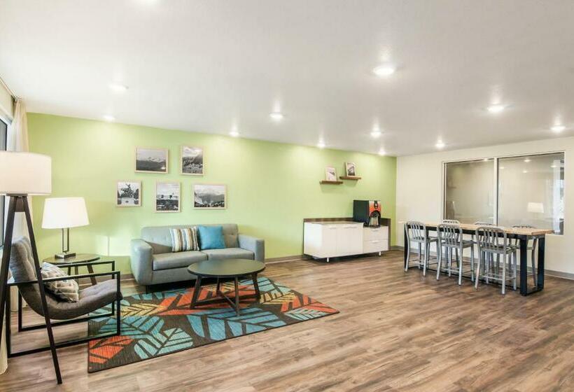 فندق Woodspring Suites Thornton North Denver