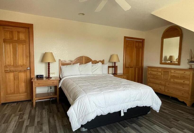 Мотель Pony Island Inn