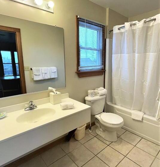 Мотель Pony Island Inn