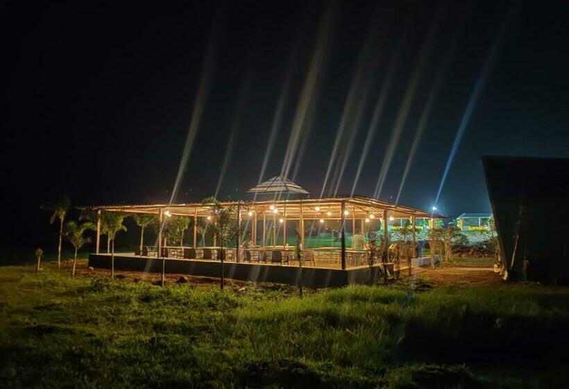 Mountain N Lake Resort