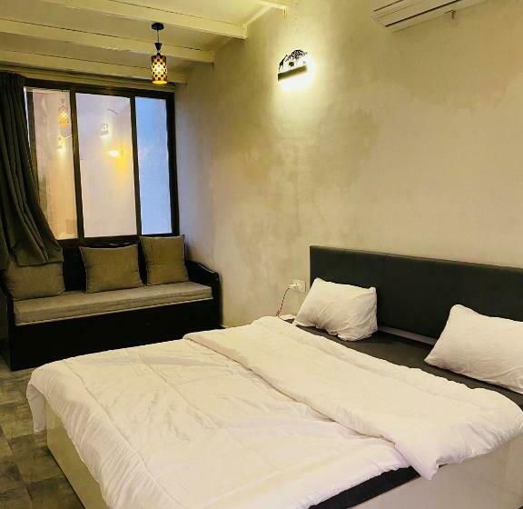 Mountain N Lake Resort