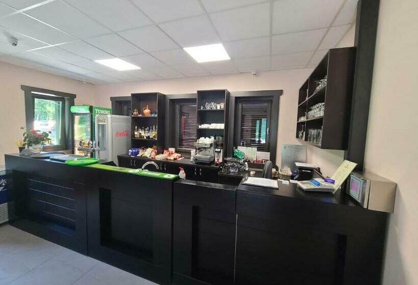 ペンション Băile Puturoasa