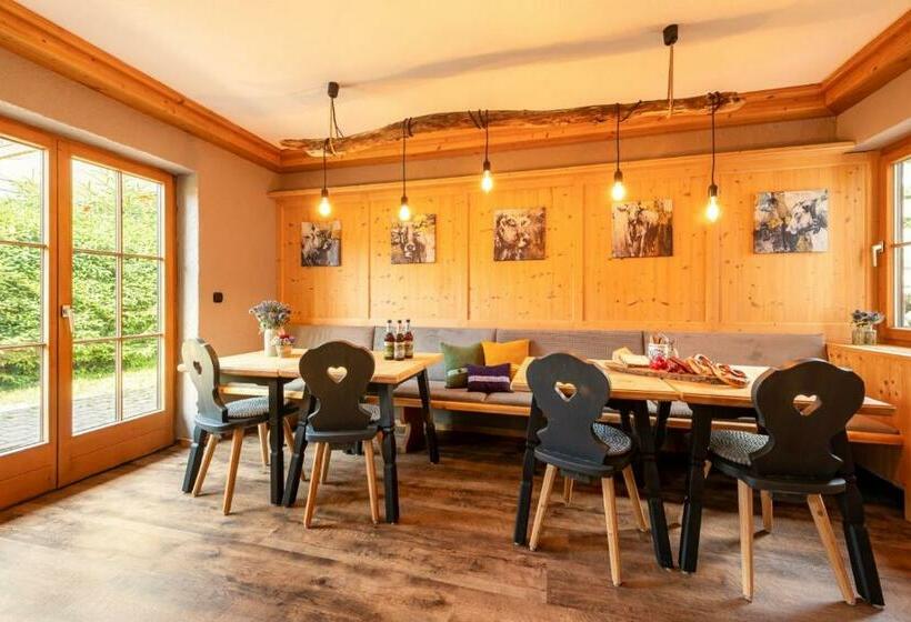 ペンション Desiree`s Dahuim