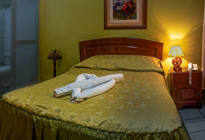 پانسیون Hostal Monumental A Media Cuadra De La Plaza Mayor