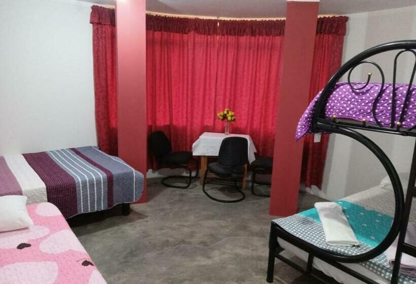 פנסיון La Esquina De Doña Julia