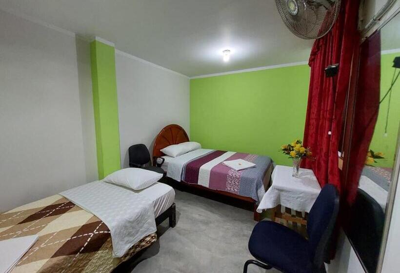 פנסיון La Esquina De Doña Julia