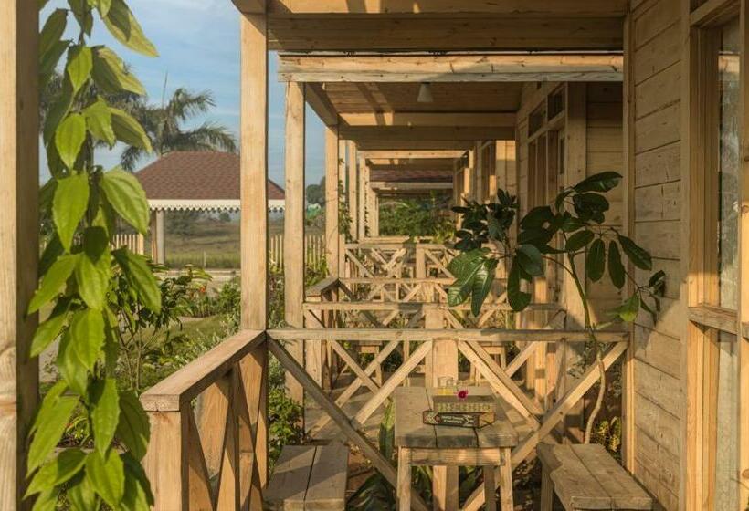 بنسيون Waterscape Retreat