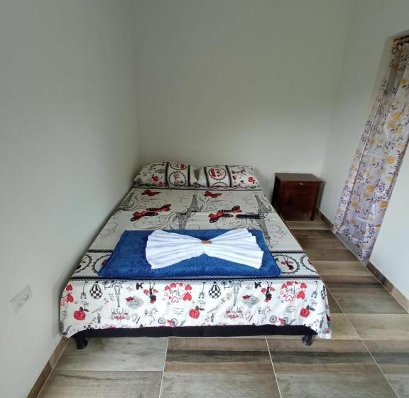 פנסיון Yamboró