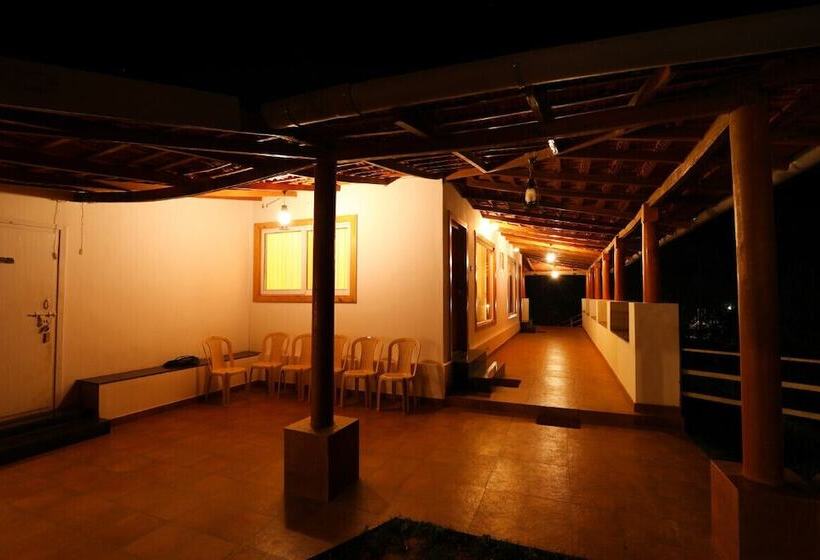 渡假胜地  Chow Chow Valley   Hostel