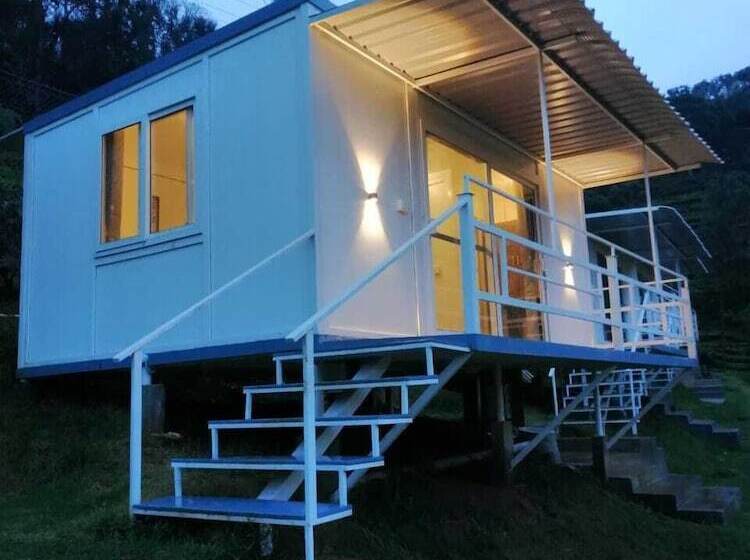 渡假胜地  Chow Chow Valley   Hostel