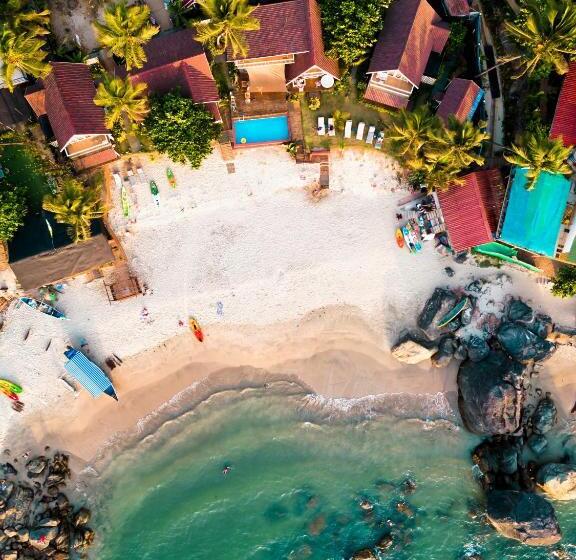 Resort The Ark Comforts