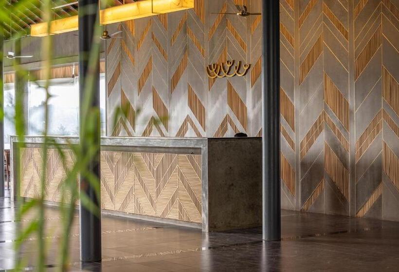 Saptha Resort And Spa