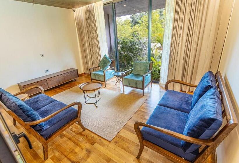 Saptha Resort And Spa