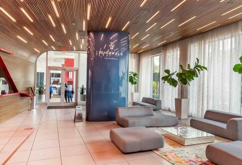 Iconic View   Hotel S Benefits   Low Rates