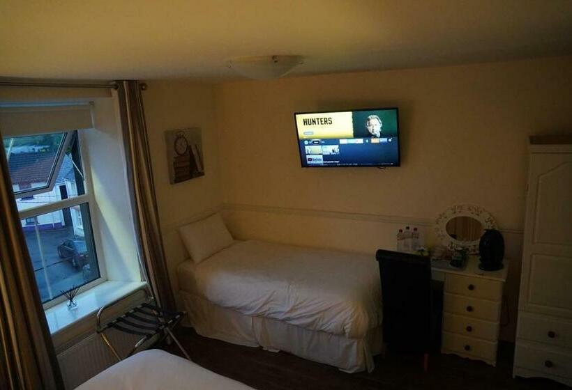 הוסטל The Fleet Inn