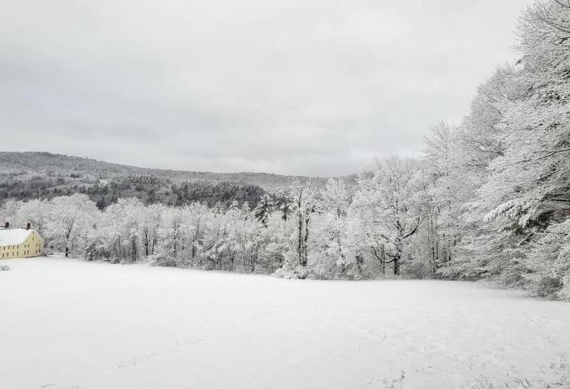 住宿加早餐 Franklyn Farm Inn