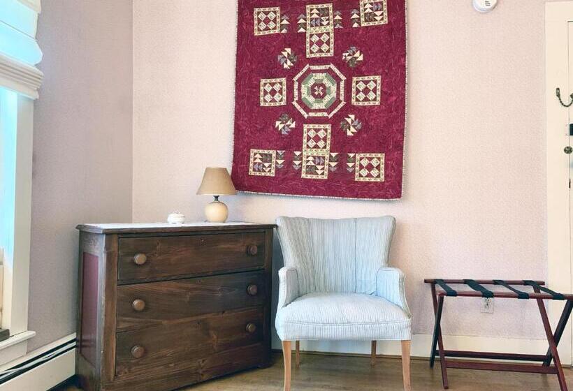 住宿加早餐 Franklyn Farm Inn