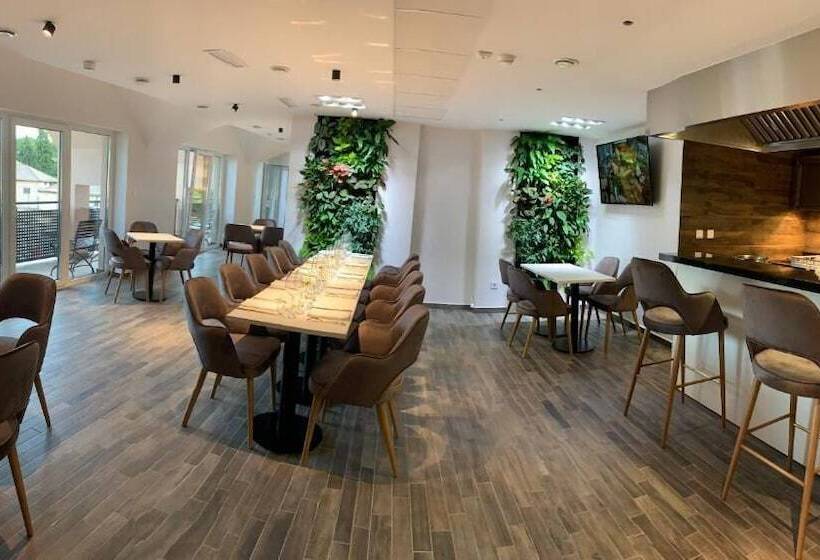 צימר Kistucsok Food & Room