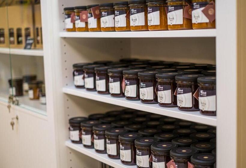 צימר Kistucsok Food & Room