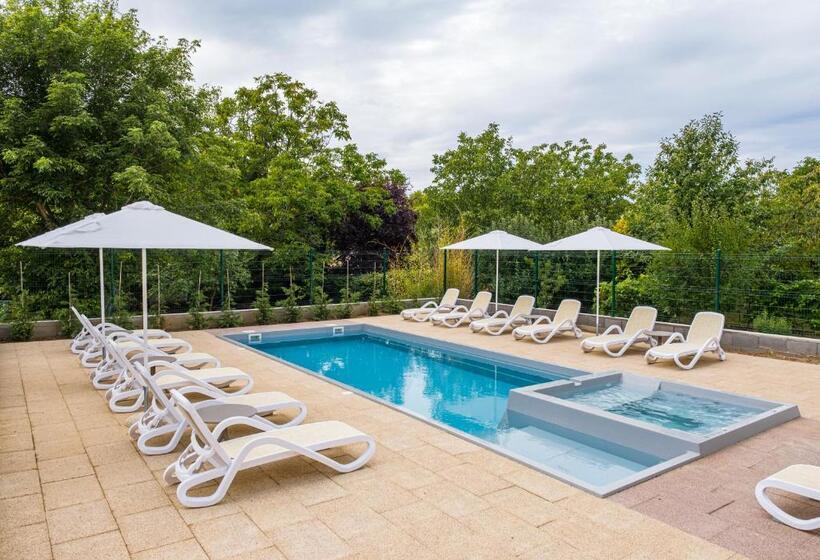 צימר Kistucsok Food & Room