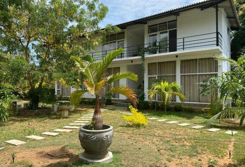 住宿加早餐 Sapphire Garden