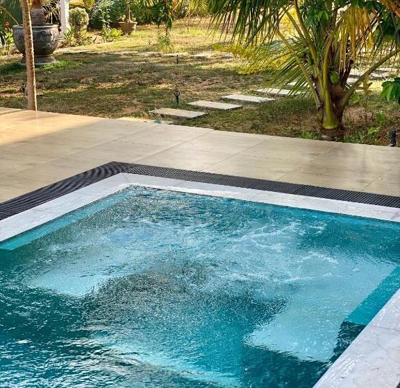 住宿加早餐 Sapphire Garden