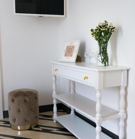 צימר Villa Aurelia Suites And Apartments