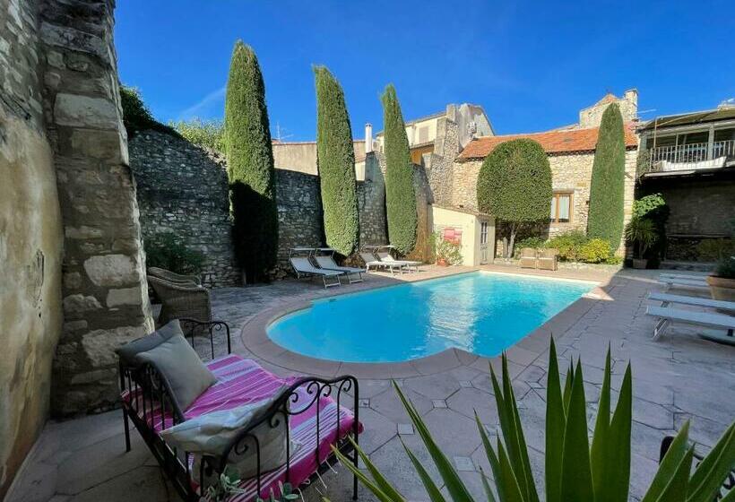 ベッドアンドブレックファースト Villa Velleron