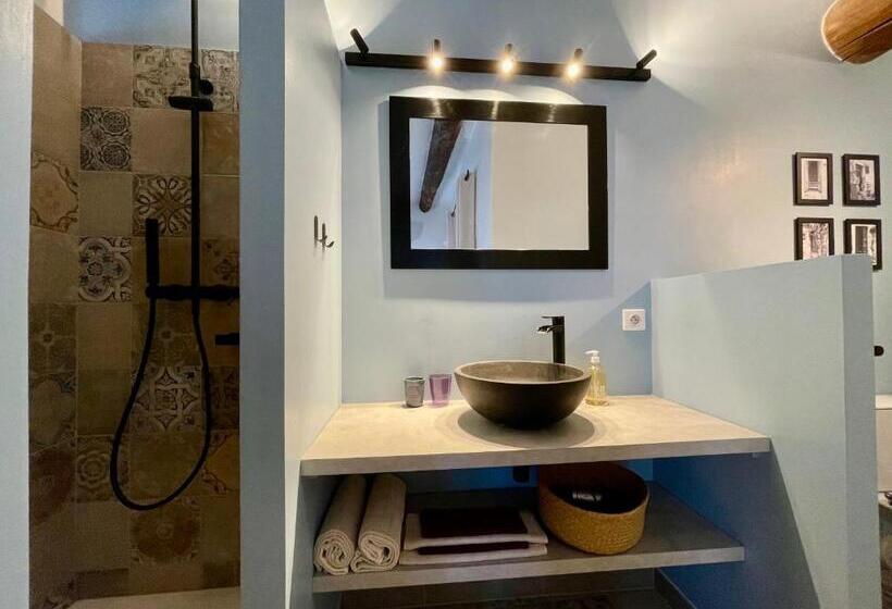 ベッドアンドブレックファースト Villa Velleron