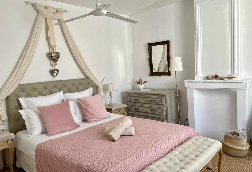 ベッドアンドブレックファースト Villa Velleron