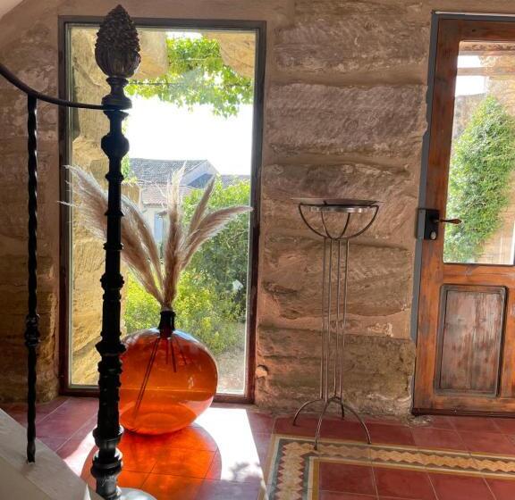 ベッドアンドブレックファースト Villa Velleron