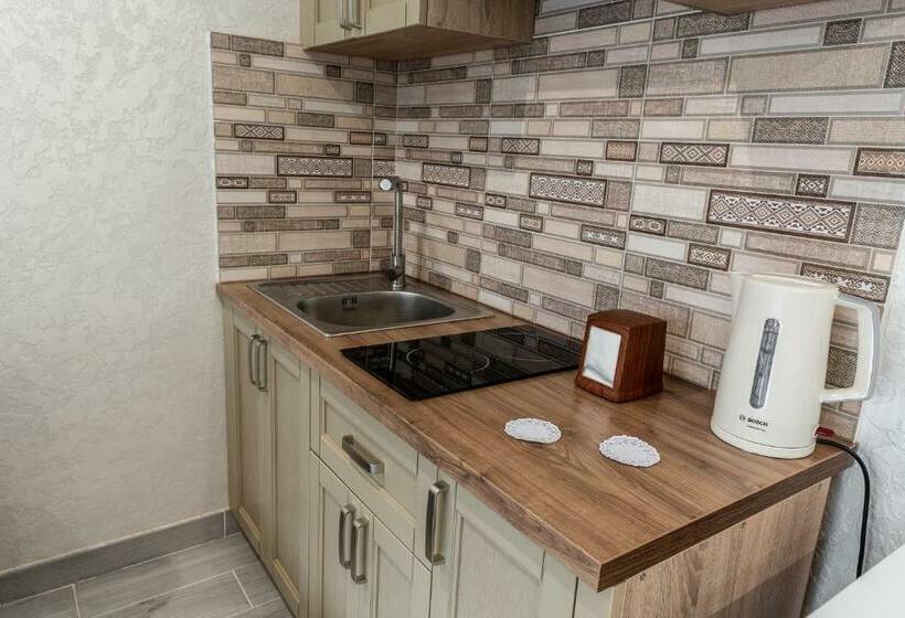 هتل любокрай готельно відпочинковий комплекс