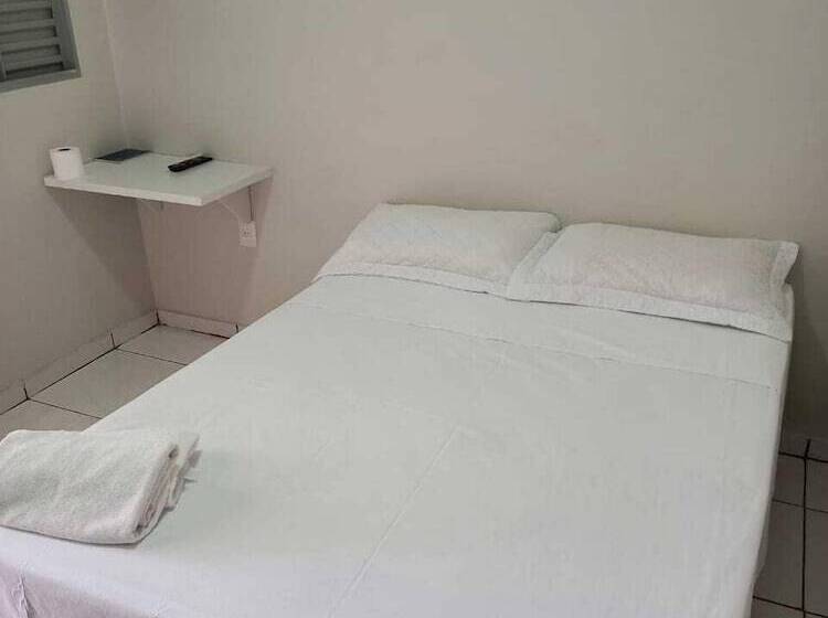 בית מלון כפרי California