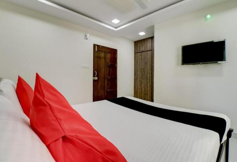 ホテル Capital O Vrisha Inn