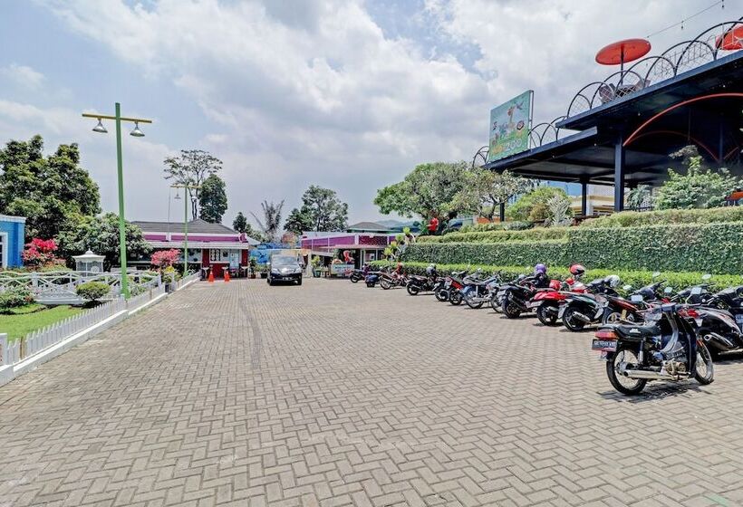 호텔 Capital O 90617 Rumah Oma Opa Syariah