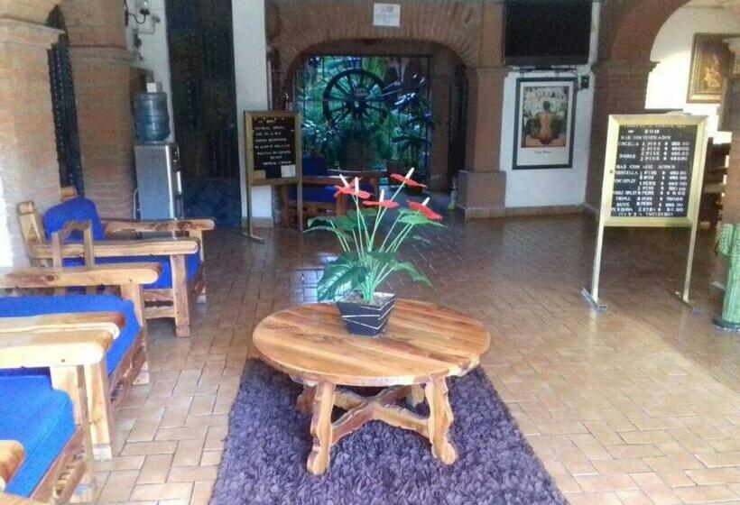 فندق Colonial Rivera