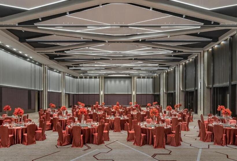 Crowne Plaza Xiamen Jimei Seaview, An Ihg Hotel Free Mini Bar