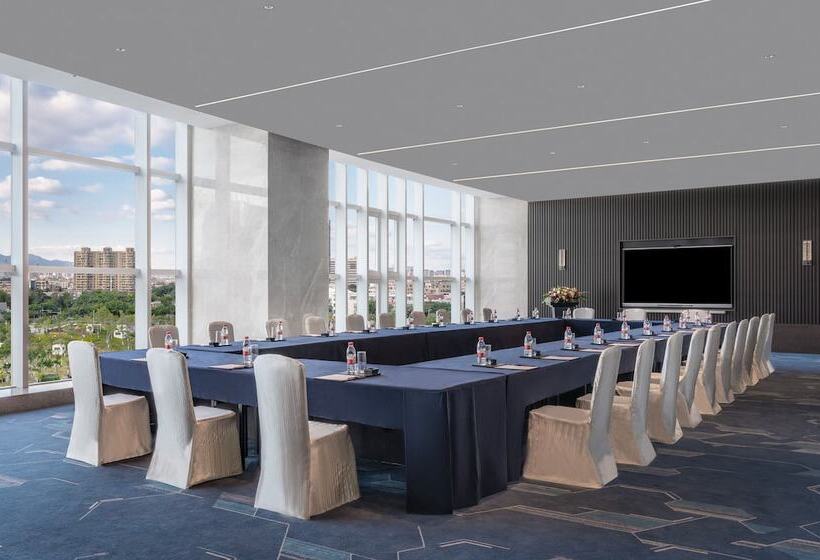 Crowne Plaza Xiamen Jimei Seaview, An Ihg Hotel Free Mini Bar