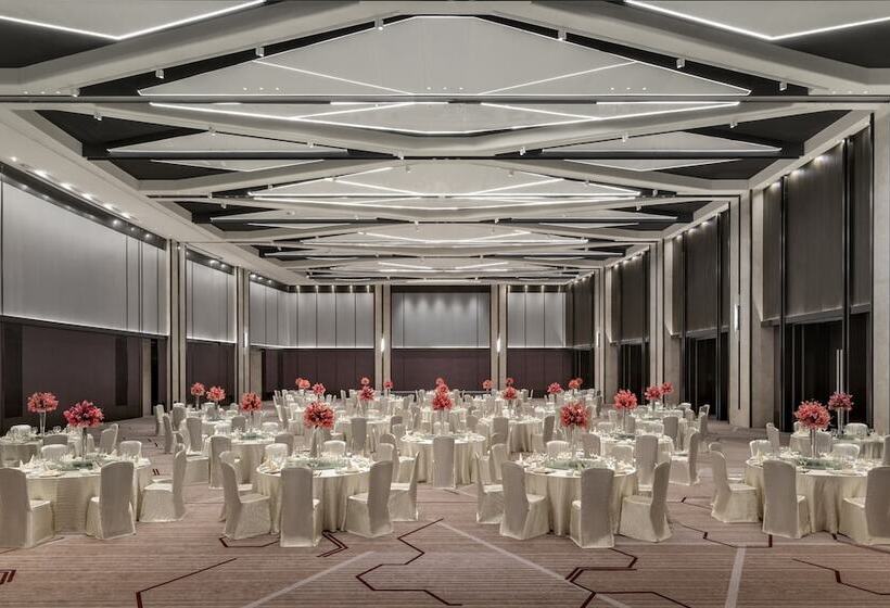 Crowne Plaza Xiamen Jimei Seaview, An Ihg Hotel Free Mini Bar