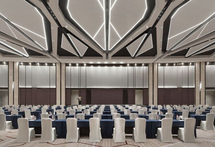 Crowne Plaza Xiamen Jimei Seaview, An Ihg Hotel Free Mini Bar