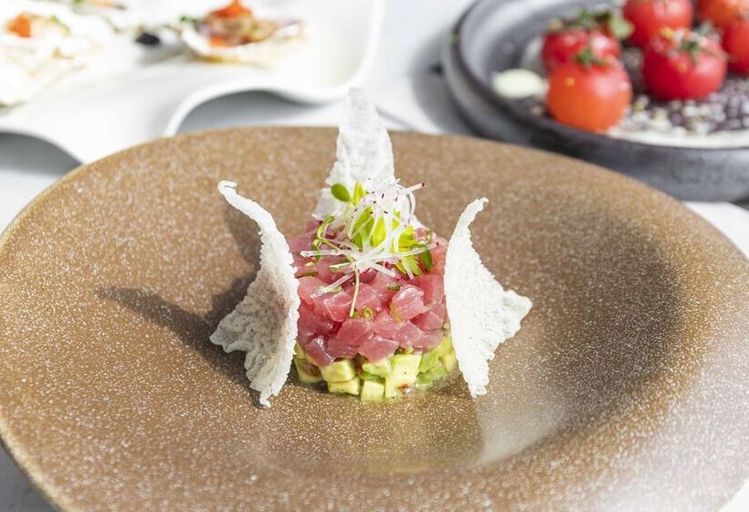 Crowne Plaza Xiamen Jimei Seaview, An Ihg Hotel Free Mini Bar