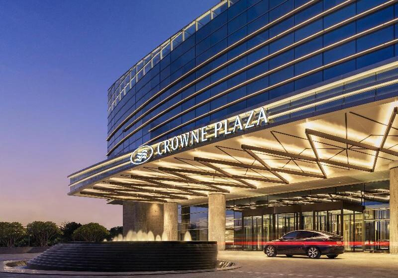 Crowne Plaza Xiamen Jimei Seaview, An Ihg Hotel Free Mini Bar