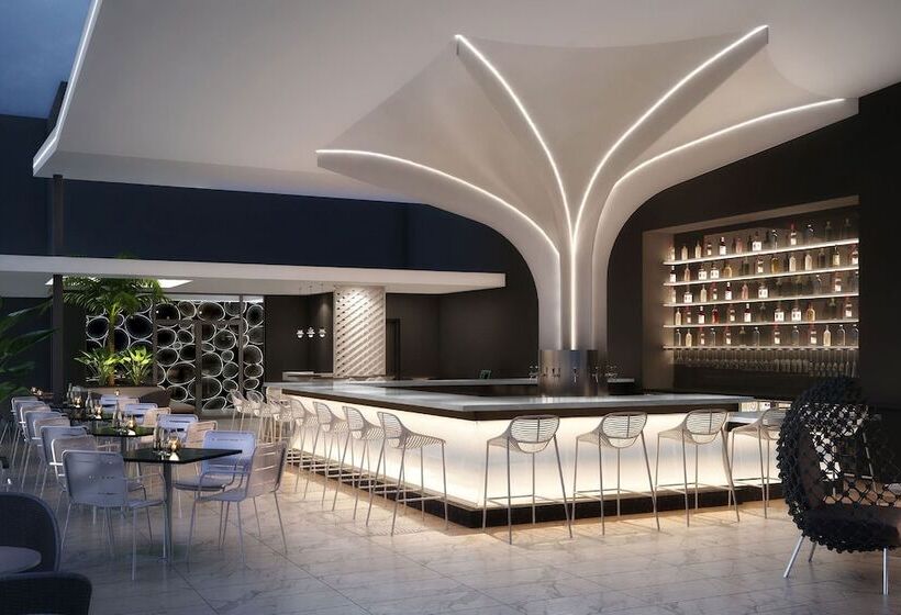 فندق Element Miami Brickell