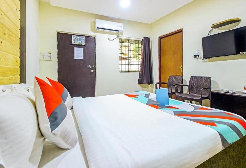 Hotel Fabexpress Golden Nest Deluxe With Pool, Calangute