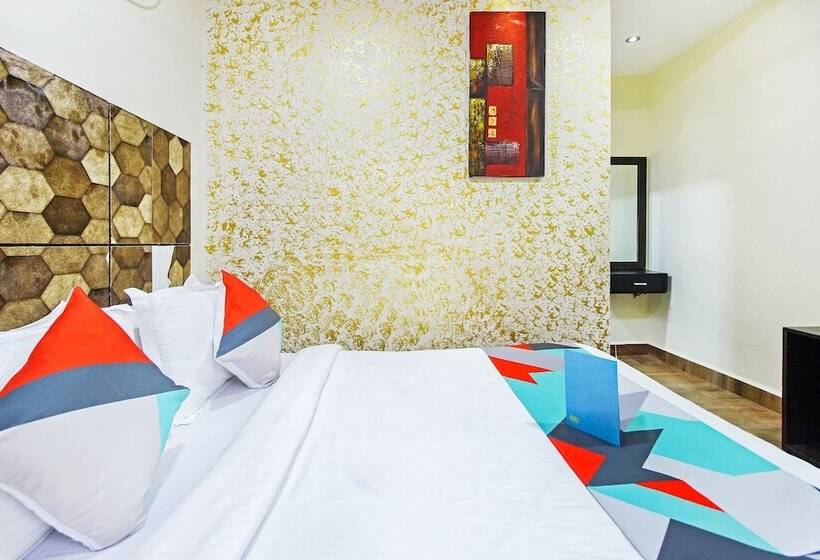 Hotel Fabexpress Golden Nest Deluxe With Pool, Calangute
