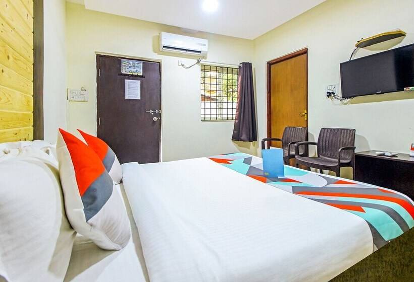 Hotel Fabexpress Golden Nest Deluxe With Pool, Calangute